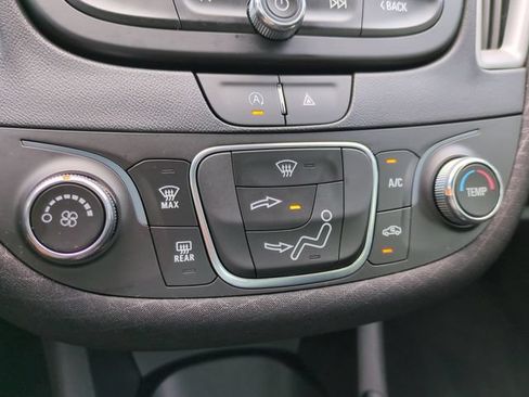 Used 2023 Chevrolet Malibu RS FWD image 26
