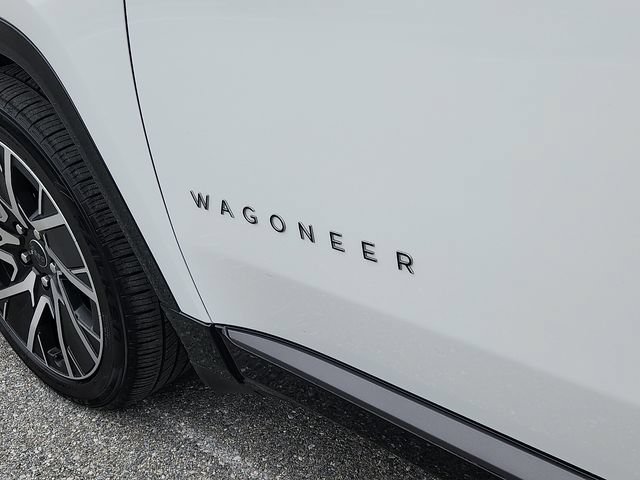 Used 2025 Jeep Wagoneer S Limited AWD/4WD image 31