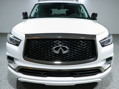 Used 2023 INFINITI QX80 Premium Select w/ All-Season Package AWD/4WD image 4