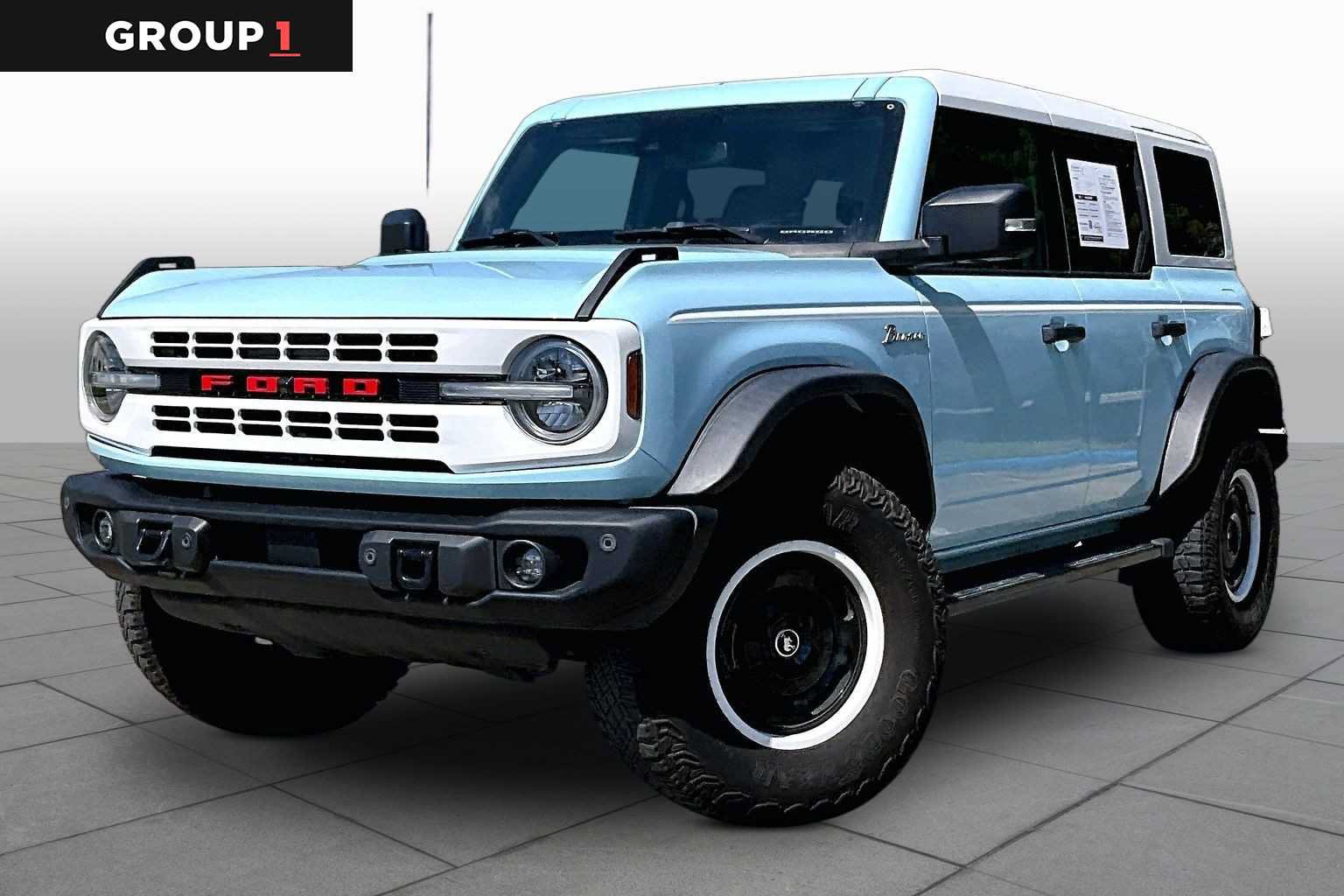 Used 2024 Ford Bronco Heritage Edition AWD/4WD image 1