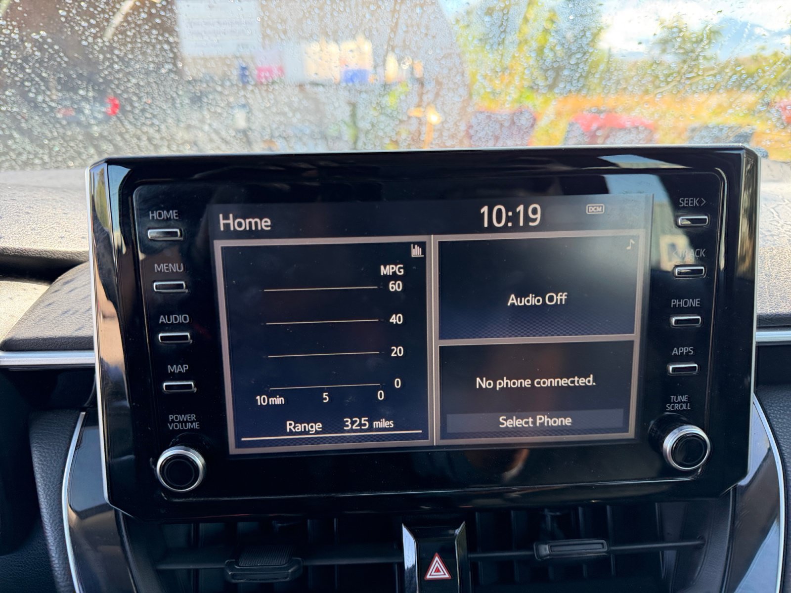 Used 2020 Toyota Corolla LE FWD image 21