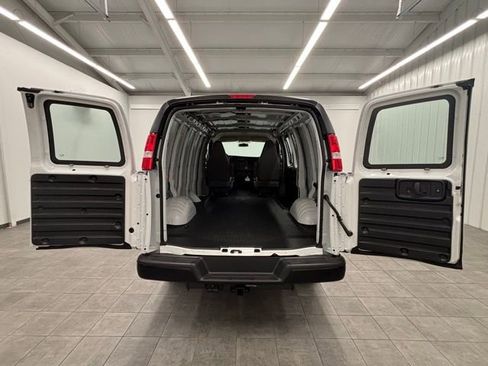 New 2026 Chevrolet Express 2500 w/ Driver Convenience Package RWD image 7