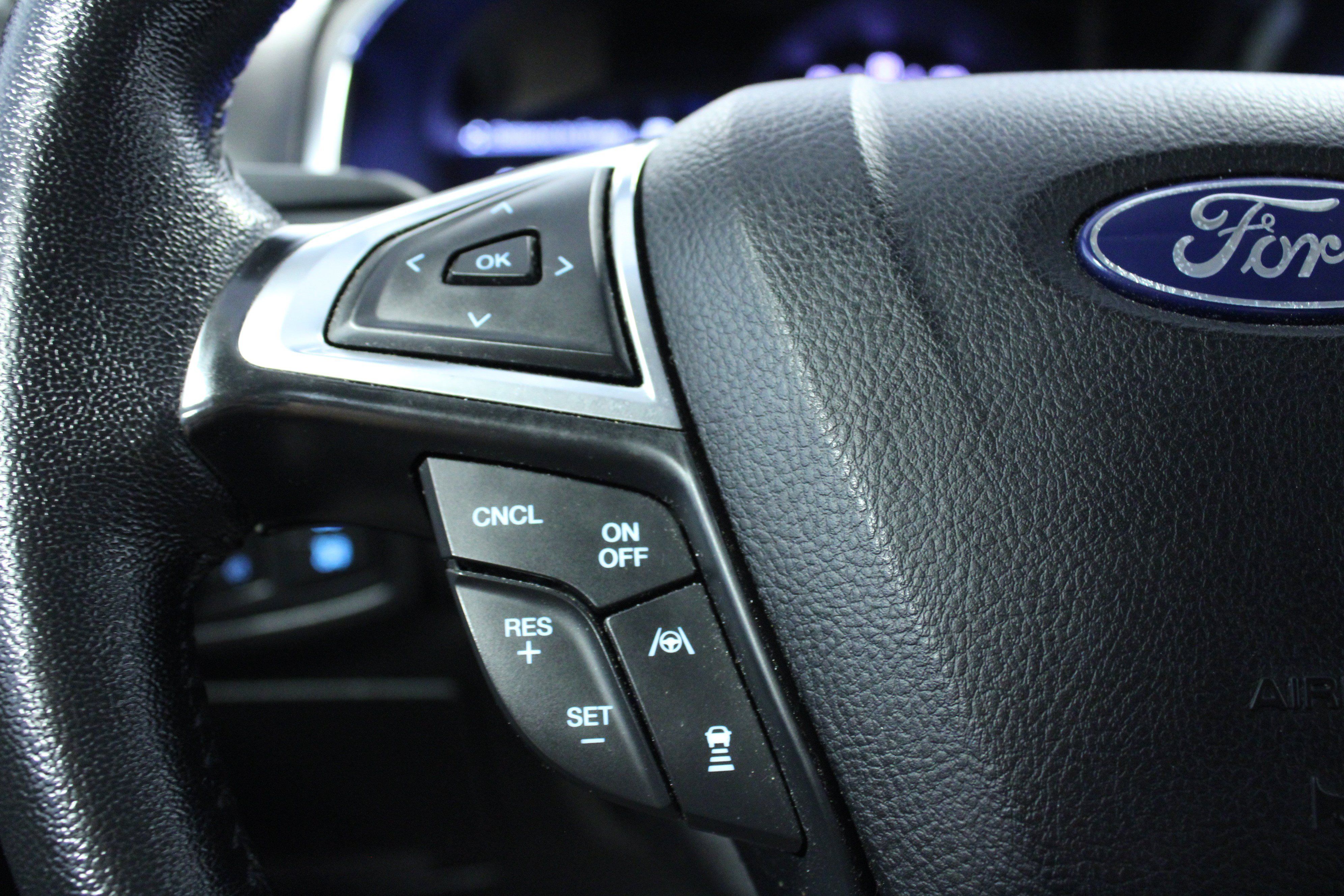 Used 2021 Ford Edge Titanium AWD/4WD image 20