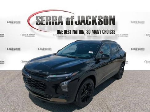 Used 2025 Chevrolet Trax ACTIV w/ Driver Confidence Package FWD image 5