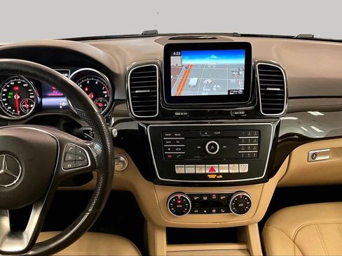Used 2017 Mercedes-Benz GLE 350 image 6