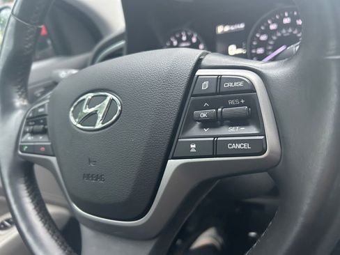Used 2017 Hyundai Elantra Limited w/ Limited Ultimate Package 05 image 18