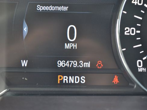 Used 2017 Lincoln MKX Reserve w/ Lincoln MKX Climate Package image 19