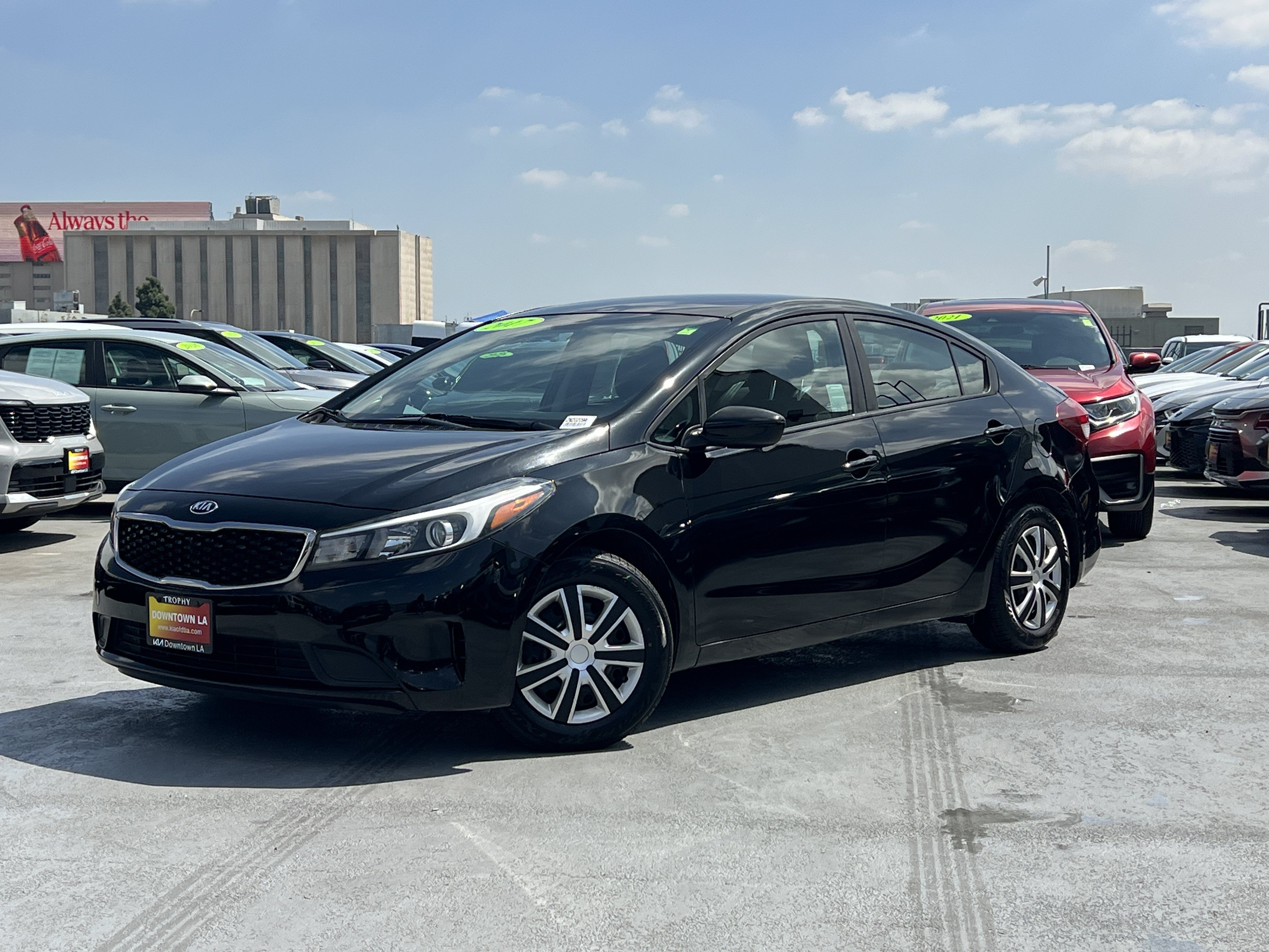 Used 2017 Kia Forte LX FWD image 2
