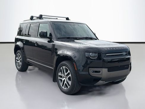Used 2023 Land Rover Defender 110 X-Dynamic SE AWD/4WD image 7