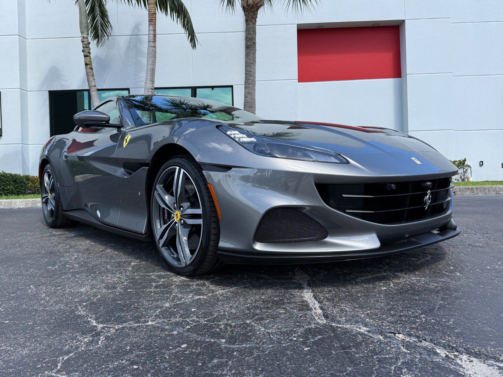 Used 2022 Ferrari Portofino M RWD image 49