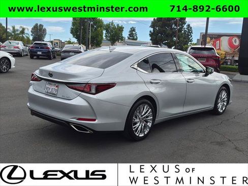 Certified 2021 Lexus ES 350 w/ Premium Package FWD image 8