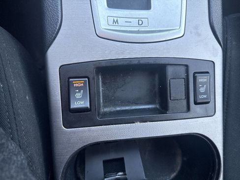 Used 2014 Subaru Outback 2.5i Premium image 15