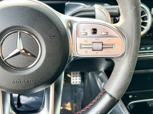 Used 2021 Mercedes-Benz GLB 35 AMG 4MATIC image 23