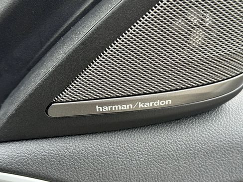 Used 2022 BMW 530e w/ Premium Package image 22