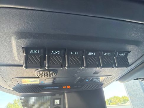 Used 2024 Ford Bronco Black Diamond AWD/4WD image 19