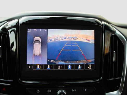 Used 2021 Chevrolet Traverse RS image 11