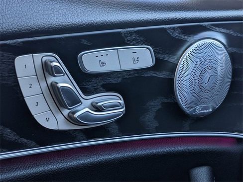 Used 2018 Mercedes-Benz E 300 image 18