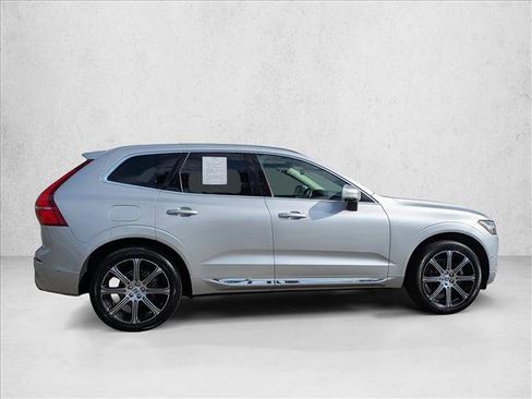 Used 2019 Volvo XC60 T5 Inscription image 4