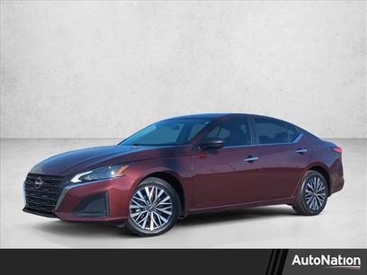 Used 2024 Nissan Altima 2.5 SV