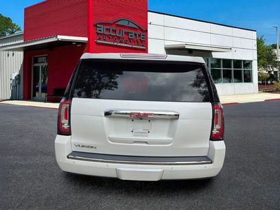 Used 2019 GMC Yukon Denali w/ Denali Ultimate Package