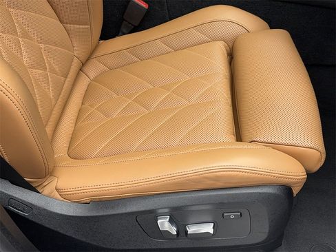 Used 2023 BMW X6 xDrive40i w/ M Sport Package image 47