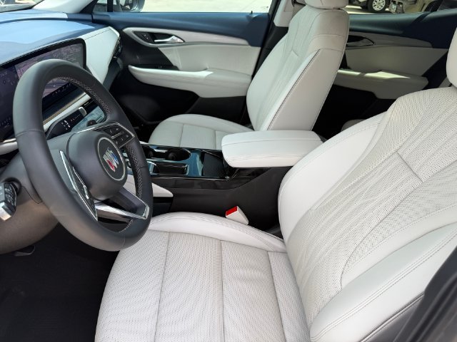 Used 2024 Buick Envision Avenir AWD/4WD image 10