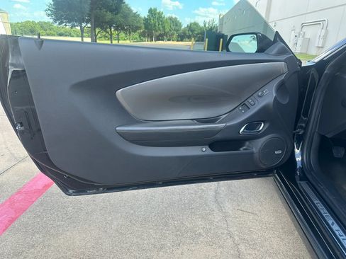 Used 2014 Chevrolet Camaro SS w/ SS Performance Package RWD image 15