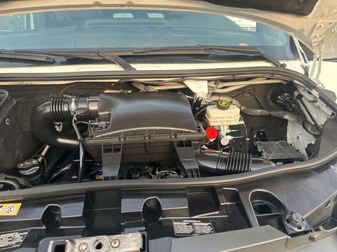 Used 2021 Mercedes-Benz Sprinter 2500 image 16