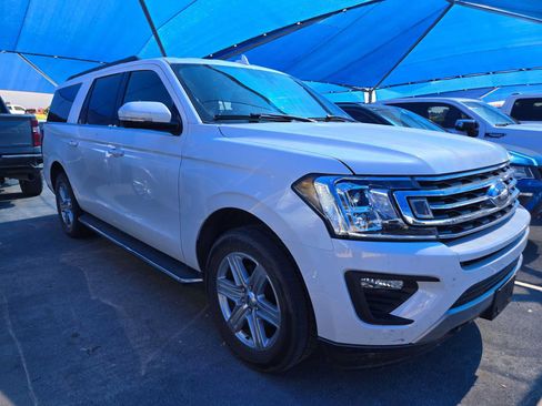 Used 2019 Ford Expedition Max XLT w/ Equipment Group 202A AWD/4WD image 2
