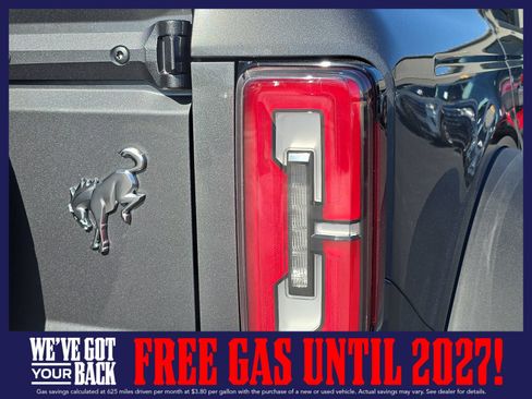 New 2025 Ford Bronco Badlands w/ Sasquatch Package AWD/4WD image 8