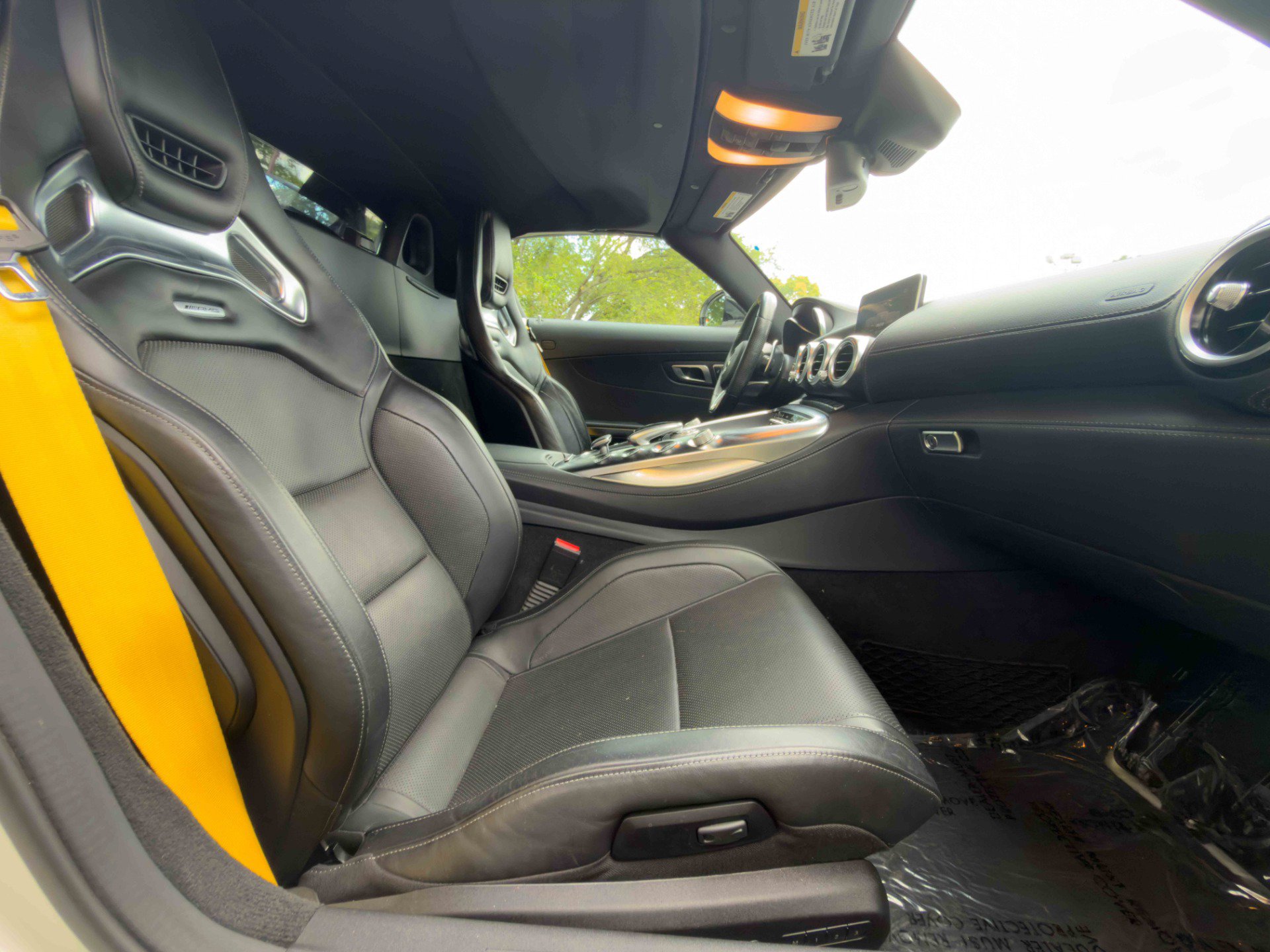 Used 2019 Mercedes-Benz AMG GT Roadster image 17