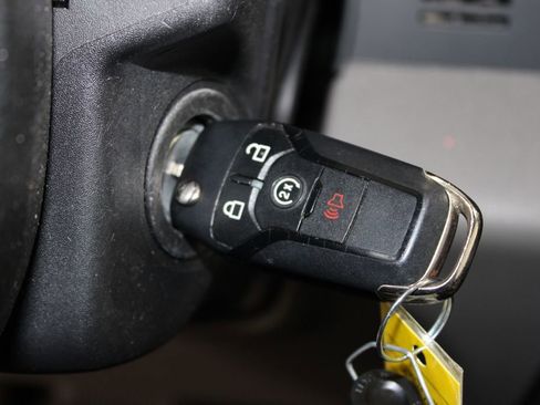 Used 2018 Ford F150 XLT w/ Equipment Group 302A Luxury image 29