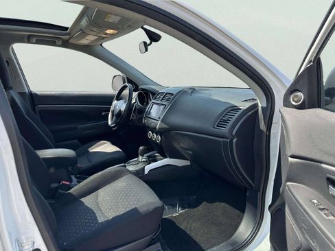 Used 2011 Mitsubishi Outlander Sport SE AWD/4WD image 20