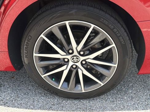 Used 2023 Toyota Camry XLE w/ Navigation Package FWD image 11