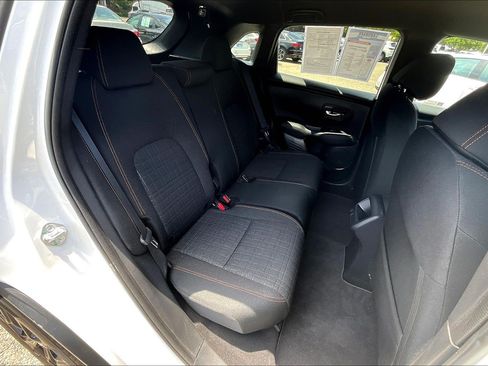 Used 2024 Honda HR-V Sport image 27