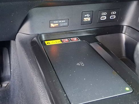 Certified 2025 Toyota Camry LE image 27