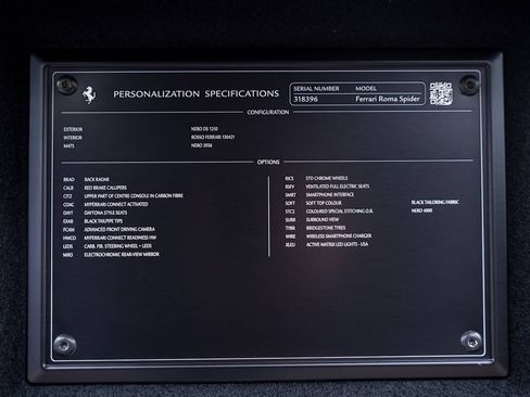 Used 2025 Ferrari Roma Spider RWD image 28