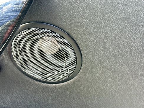 Used 2018 BMW 330e image 20