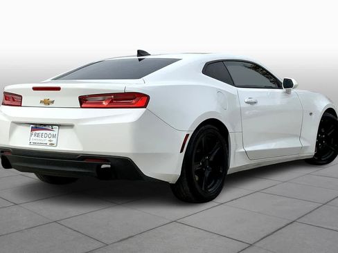 Used 2018 Chevrolet Camaro LT RWD image 12