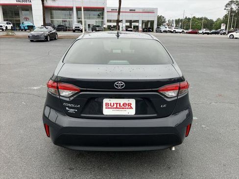 Certified 2025 Toyota Corolla LE FWD image 4