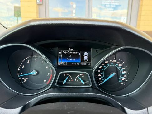 Used 2012 Ford Focus Titanium image 30