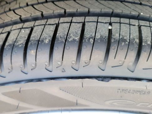 Used 2020 Hyundai Elantra SE w/ Cargo Package (C1) image 16