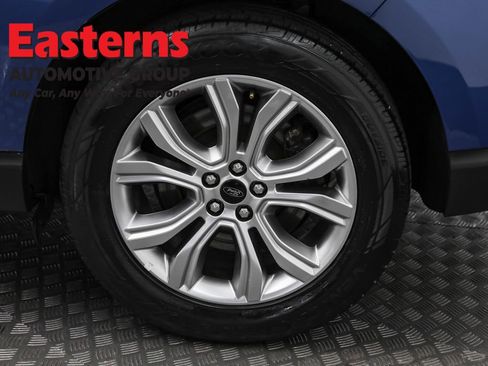 Used 2024 Ford Edge Titanium image 33