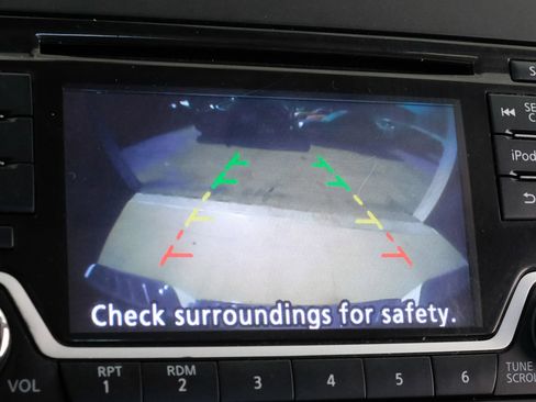 Used 2018 Nissan Frontier SV w/ Value Truck Package image 18