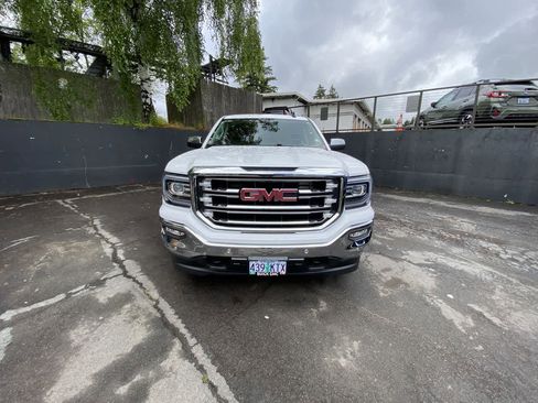 Used 2018 GMC Sierra 1500 SLT AWD/4WD image 9