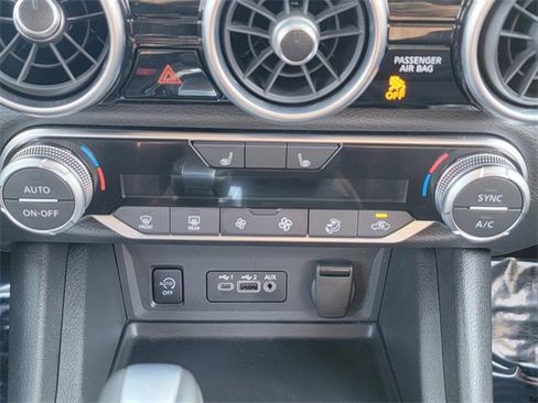 Used 2025 Nissan Sentra SR image 20