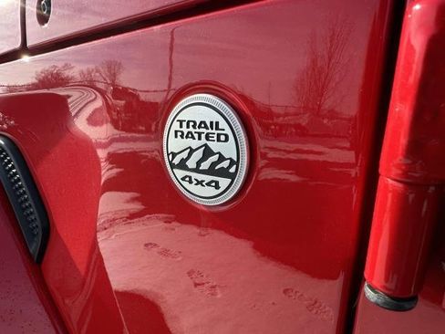 Used 2020 Jeep Gladiator Overland image 31