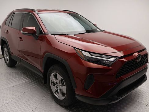 Used 2024 Toyota RAV4 XLE FWD image 6