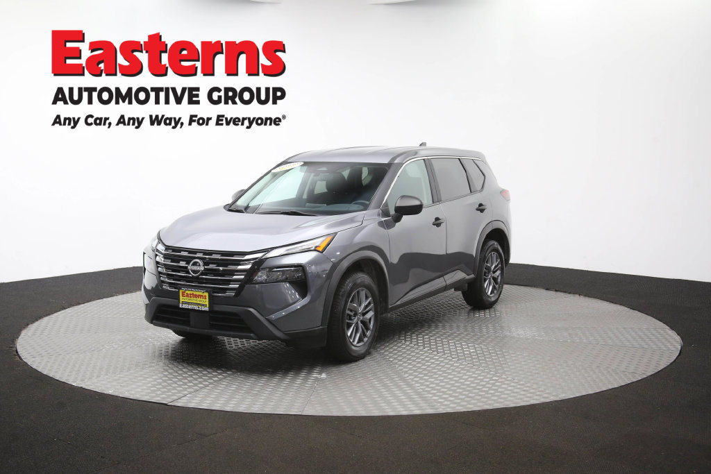 Used 2024 Nissan Rogue S AWD/4WD image 57