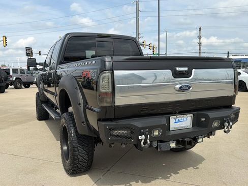 Used 2014 Ford F250 Platinum w/ FX4 Off-Road Package image 17